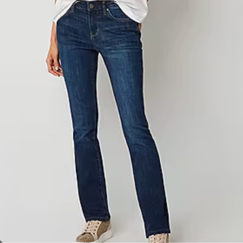 Mid Rise Slim Fit Bootcut Jean - Picture 3 of 9